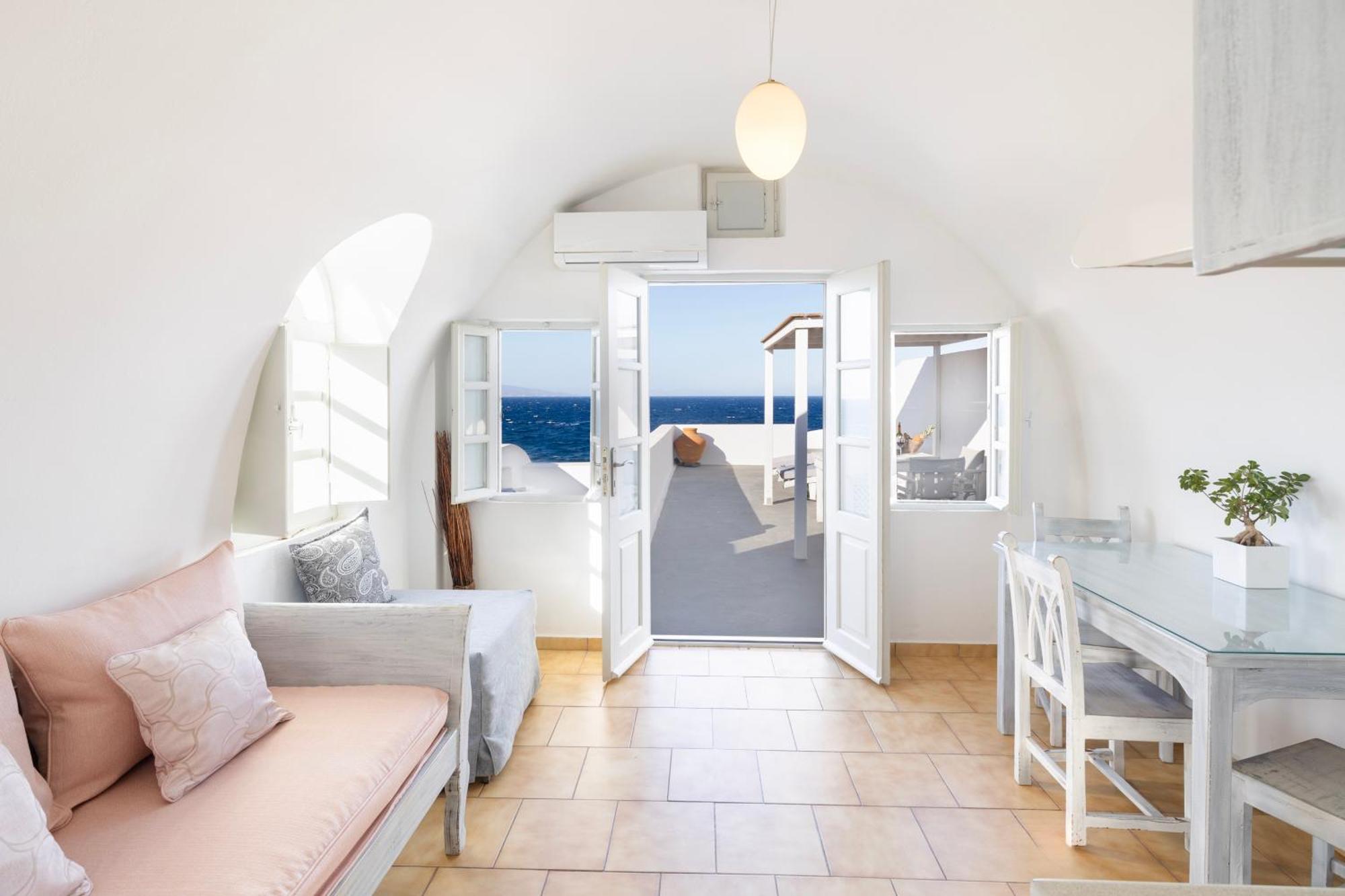 Vrachia Studios & Apartments Oia Eksteriør billede