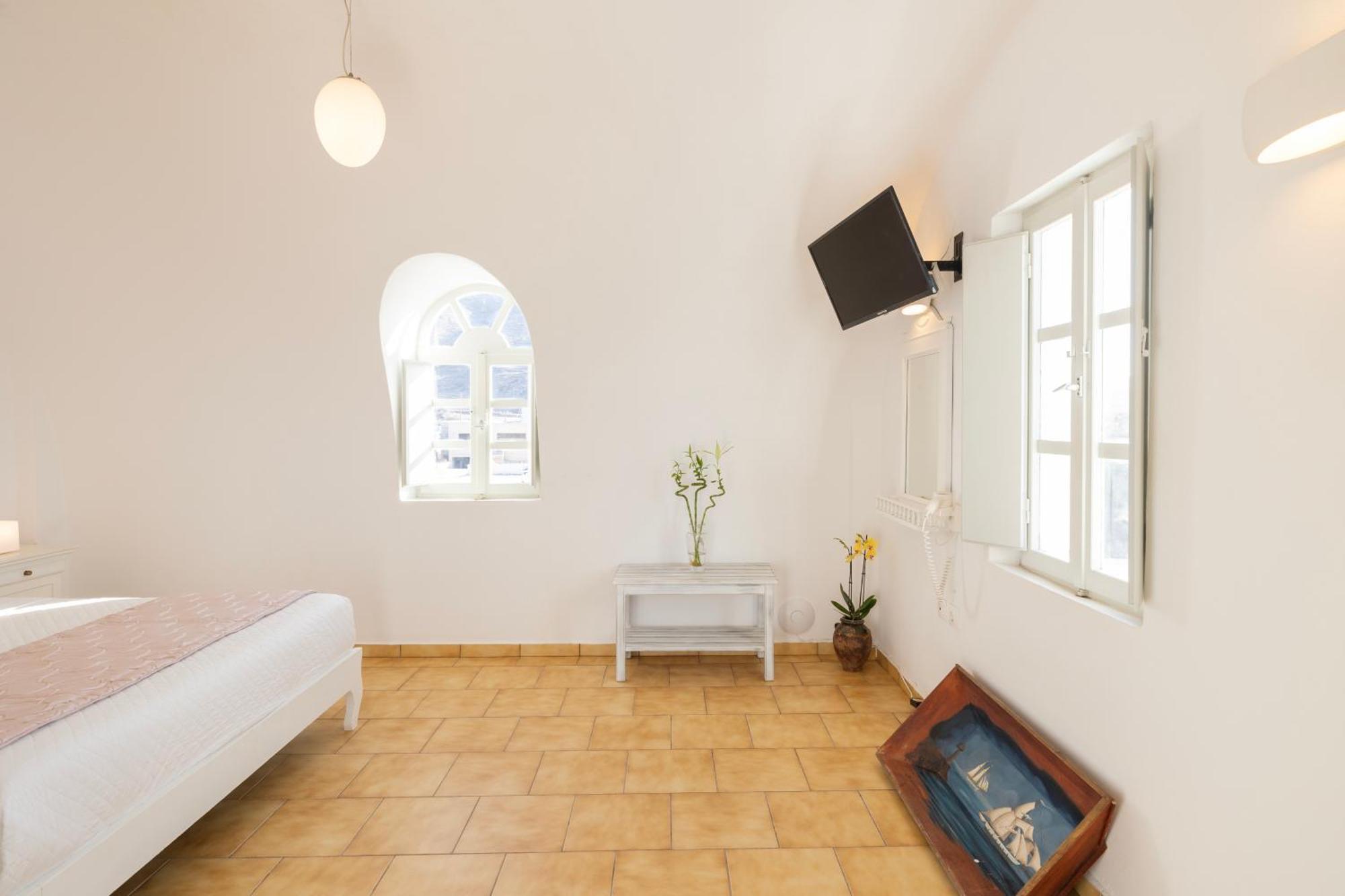 Vrachia Studios & Apartments Oia Eksteriør billede