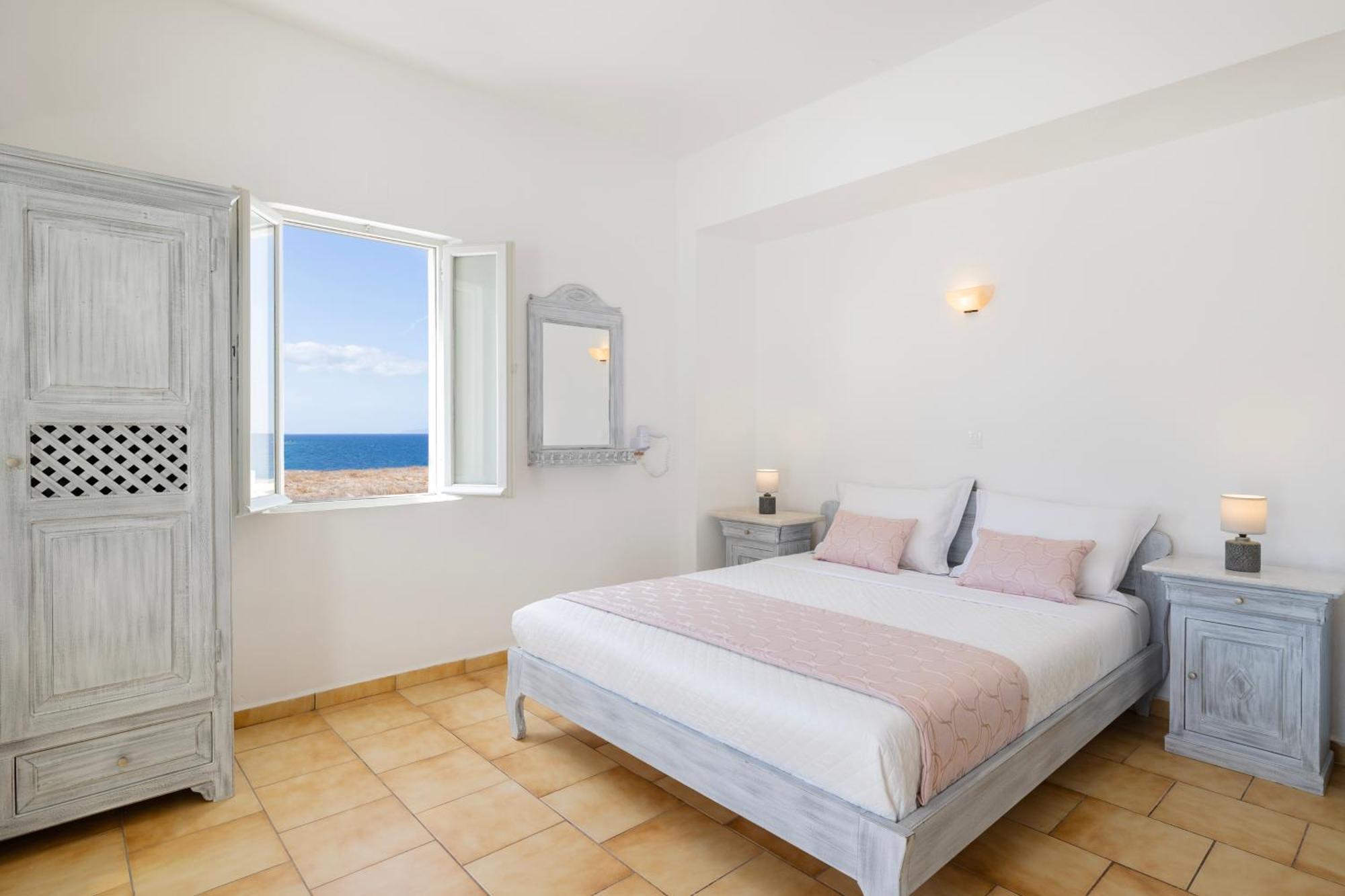 Vrachia Studios & Apartments Oia Eksteriør billede