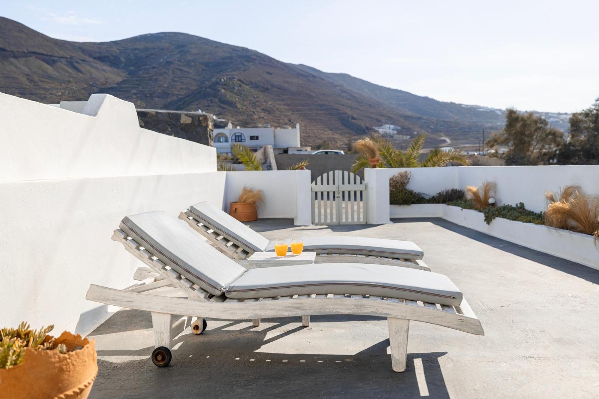 Vrachia Studios & Apartments Oia Eksteriør billede